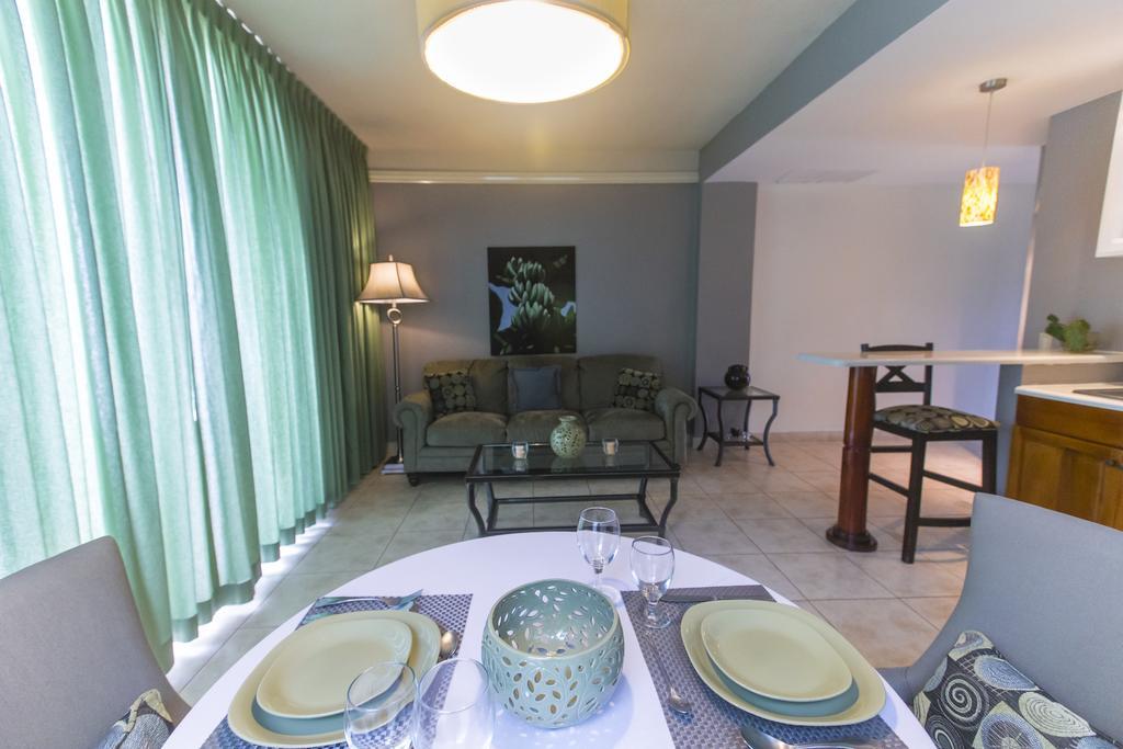 Altos De Fontana Hotel Managua Room photo